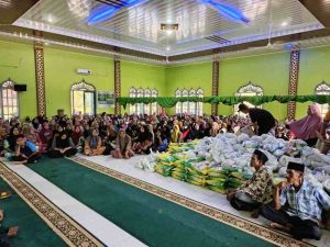 KSJ Riau Tutup Ramadhan dengan Berbagi: Rp200 Juta dan Bantuan Kaki Palsu Diserahkan.