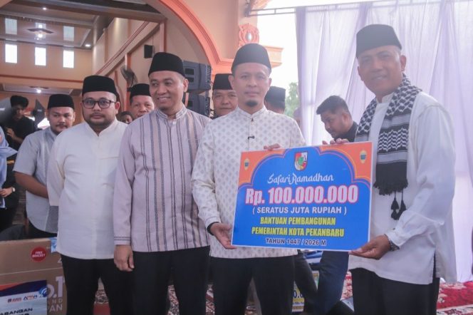 
					Mudik Nyaman! Perbaikan Jalan Teluk Leok Pekanbaru Dipastikan Selesai Sebelum Lebaran