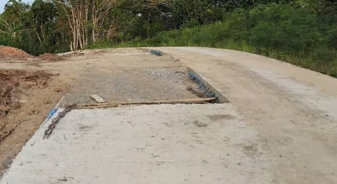 
					Dampak Kenaikan BBM, Dinas Perkim Pekanbaru Kalkulasi Ulang RAB Proyek Semenisasi Jalan