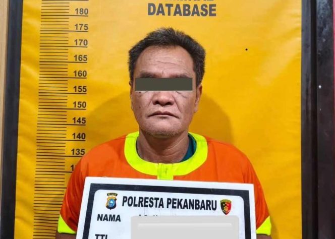 
					Terduga Pelaku Penganiayaan Maut di SPBU Siak 2 Pekanbaru Menyerahkan Diri